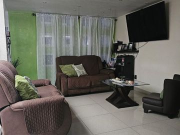 Casa en venta en Desarrollo Urbano Quetzalcóatl
