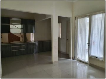 RUMAH diJUAL MURAH CLUSTER PHG GADING SERPONG BU