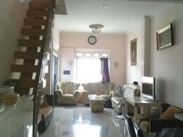 Rumah Ciledug Nyaman dan Dalam Perumahan Cantik Strategis