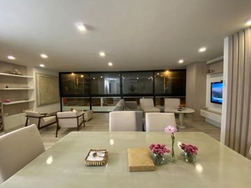 Hermoso departamento amoblado en venta - Chipipe (J Luna)