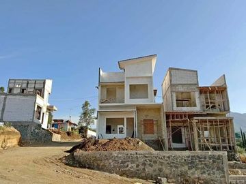 Promo Rumah Villa di Skypark DP Ringan Kawasan Wisata Kota Batu