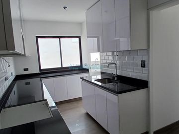Departamentos Venta AV. Guardia Civil - Piso 4  - dúplex - SAN ISIDRO