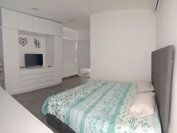 Residencia de Ensueño  Casa Amueblada con Terraza, Jacuzzi y Alberca