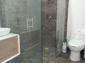 Residencia de Ensueño  Casa Amueblada con Terraza, Jacuzzi y Alberca