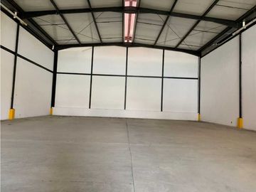 VENTA GALERA COMERCIAL EN PARQUE INDUSTRIAL DE LAS AMERICAS