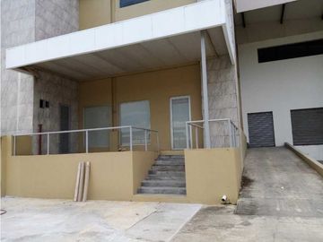 VENTA GALERA COMERCIAL EN PARQUE INDUSTRIAL DE LAS AMERICAS