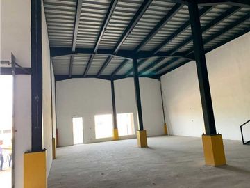 VENTA GALERA COMERCIAL EN PARQUE INDUSTRIAL DE LAS AMERICAS
