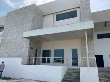 VENTA GALERA COMERCIAL EN PARQUE INDUSTRIAL DE LAS AMERICAS