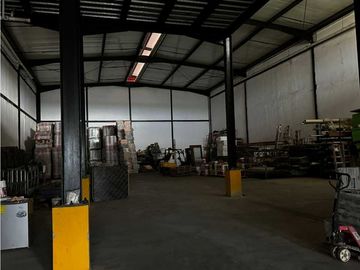 VENTA GALERA COMERCIAL EN PARQUE INDUSTRIAL DE LAS AMERICAS