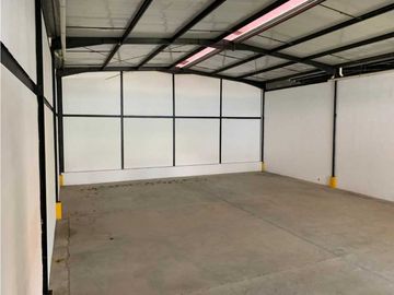 VENTA GALERA COMERCIAL EN PARQUE INDUSTRIAL DE LAS AMERICAS