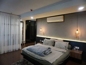 DISEWA : Apartemen Neo Soho Central Park Twr Lt27 siap pakai, Jakarta Barat