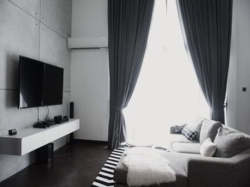 DISEWA : Apartemen Neo Soho Central Park Twr Lt27 siap pakai, Jakarta Barat