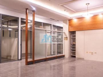 1900 SqM Office Space With Partitions For Rent