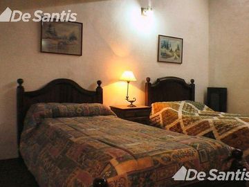 Chalet de ladrillo visto.
