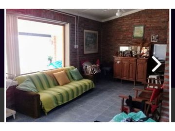 VENTA - VILLA LOS AROMOS - Casa de 3 dormitorios