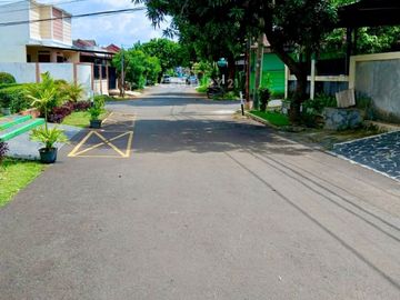 Dijual rumah hook Villa Bintaro Indah row jalan lebar #268988