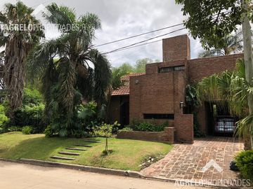 Casa - Jardín Espinosa