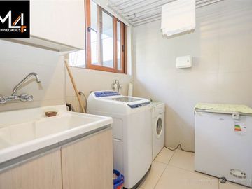 Departamento en Venta en Tuliperos/ 1er piso con jardín