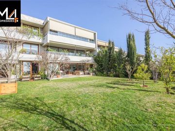 Departamento en Venta en Tuliperos/ 1er piso con jardín