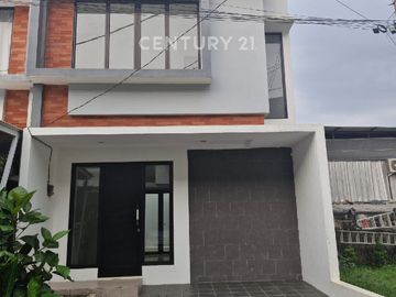 18193 Rumah Baru Dijual Modern Fungsional Dekat TolParigi Bintaro