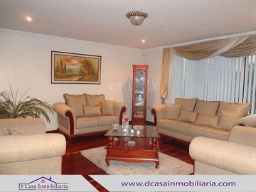 Casa de Venta–Cristóbal Colón *Parque Iberia, 4 dormitorios