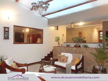 Casa de Venta–Cristóbal Colón *Parque Iberia, 4 dormitorios