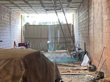casalote en venta en nueva floresta. Cod V16526