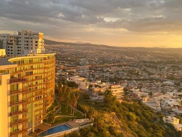Departamentos en Venta en Adamant de 1 hab, El Campanario, Querétaro