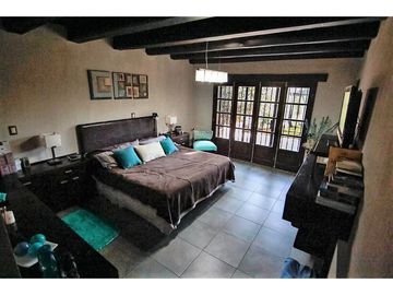 VENTA CASA- CALLE PUEYRREDON- LUJAN - MENDOZA