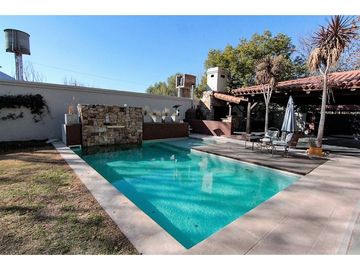 VENTA CASA- CALLE PUEYRREDON- LUJAN - MENDOZA