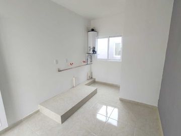 CASA NUEVA EN VENTA CON RECAMARA EN P.B. FRACCIONAMIENTO FLORESTA EN ZONA ALTA