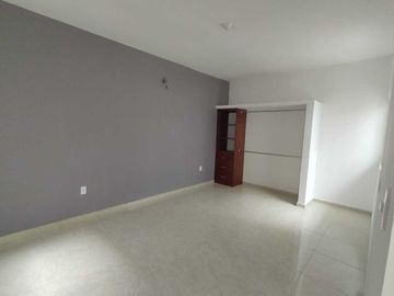 CASA NUEVA EN VENTA CON RECAMARA EN P.B. FRACCIONAMIENTO FLORESTA EN ZONA ALTA