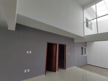 CASA NUEVA EN VENTA CON RECAMARA EN P.B. FRACCIONAMIENTO FLORESTA EN ZONA ALTA
