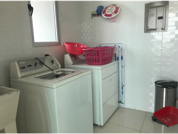 Venta: Apartamento amoblado tipo loft en San Francisco