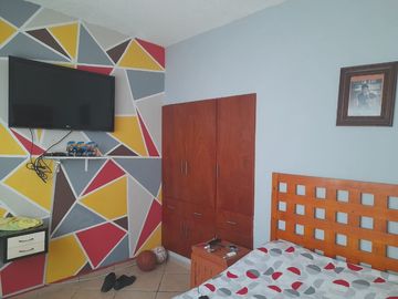 OLVIDATE DE LAS INUNDACIONES, AMPLIA Y MODERNA CASA EN LA COLONIA ARTICULO 123, VERACRUZ.