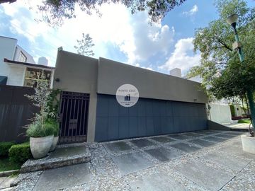 RESIDENCIA EN FUENTES DEL PEDREGAL PARTE BAJA