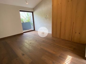 RESIDENCIA EN FUENTES DEL PEDREGAL PARTE BAJA