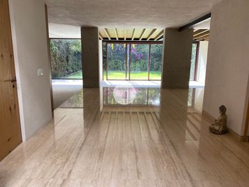 RESIDENCIA EN FUENTES DEL PEDREGAL PARTE BAJA