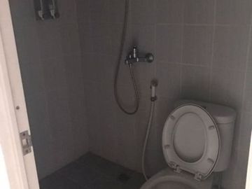 Apt. Puncak Dharmahusada Barat Daya - Cityview Full Furnished