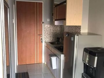 Apt. Puncak Dharmahusada Barat Daya - Cityview Full Furnished