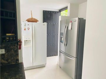 Se vende magnifica casa campestre en Melgar