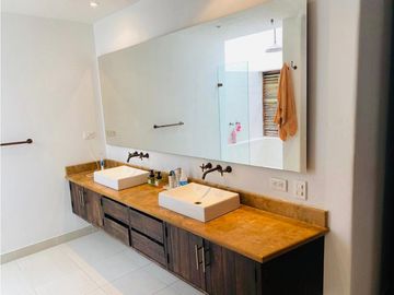 Se vende magnifica casa campestre en Melgar