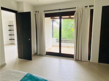 Se vende magnifica casa campestre en Melgar