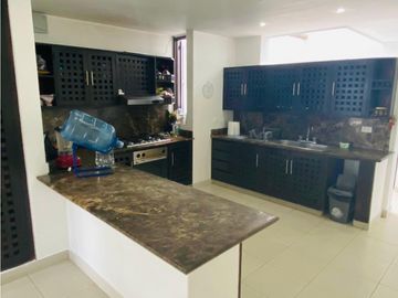 Se vende magnifica casa campestre en Melgar