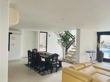 Se vende magnifica casa campestre en Melgar