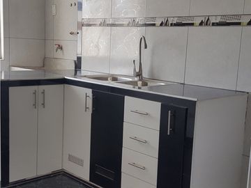 REMATE DE DEPARTAMENTO DE ESTRENO EN AV. LAS AMERICAS DE CHICLAYO