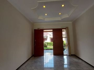 Rumah Bagus Terawat Siap Huni Di Gandaria Jakarta Selatan