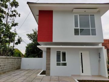 rumah 2 lantai dkt soekarno hatta gedebage bandung kodya