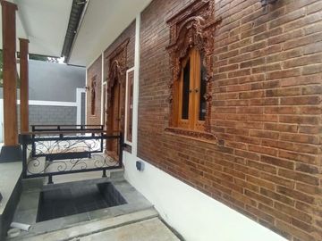 Joglo Murah & Luas BONUS Kolam Renang dekat Exit Tol Prambanan