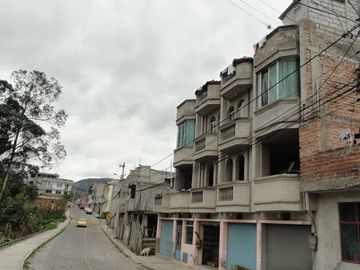 Casa de venta en Otavalo ciudadela El Cardón
